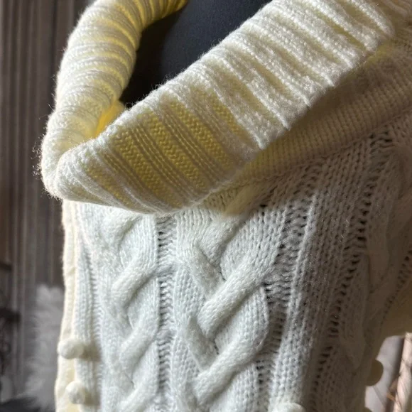 FARM Rio Cream Cable Knit Cowl Sweater - Picture 3 of 5